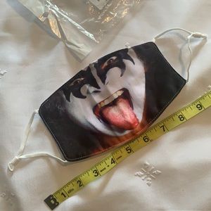 NIP KISS mask accessories men’s women’s medium Lg